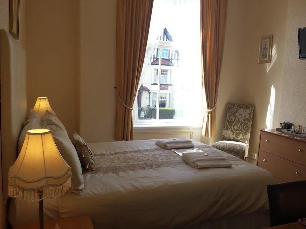 Ascot House (Adults Only) Hotel Llandudno Kültér fotó
